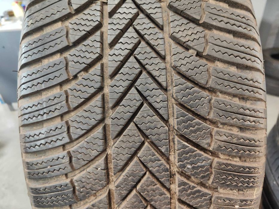 4бр.зимни гуми 265/45/21 Bridgestone