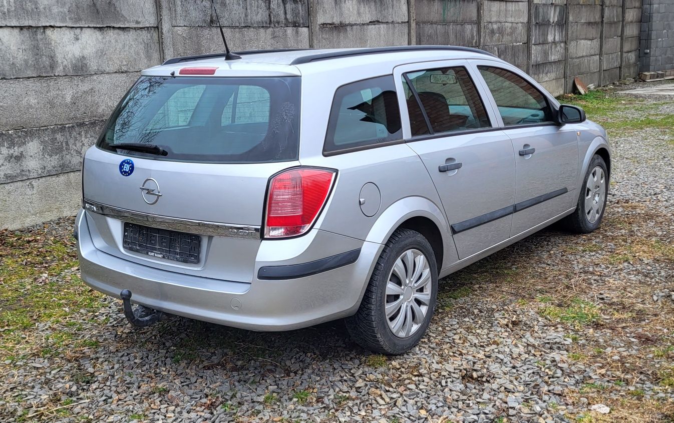 Opel Astra din 2006 1.9cdti euro4 cu clima