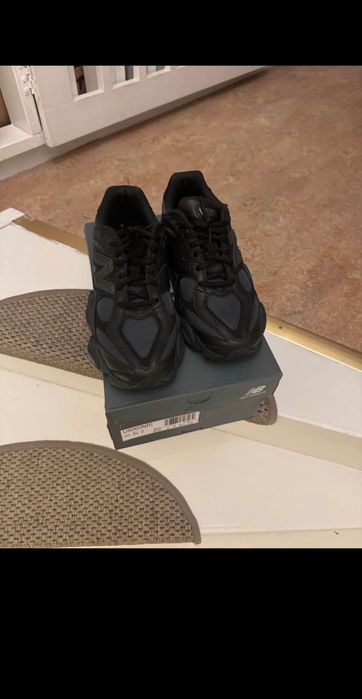 New Balance noi marimea 39,5