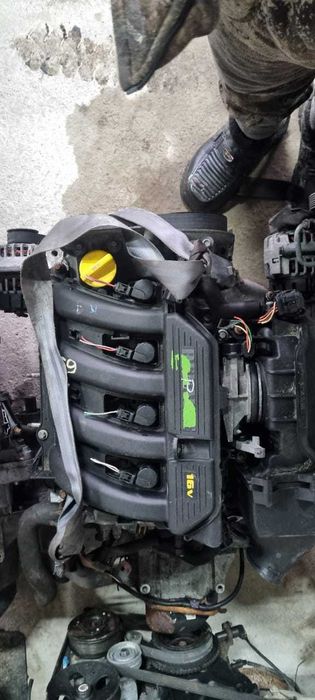 Двигатели и коробки К4М Рено Ларгус Ниссан Дасиа и другие..