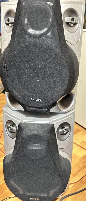Linie audio Philips AS-305/20 compusă din 4 piese
