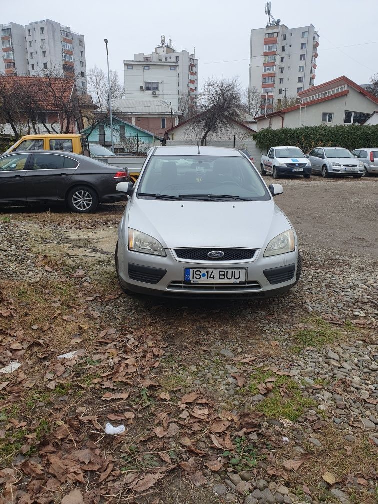 Vând Ford Focus 2