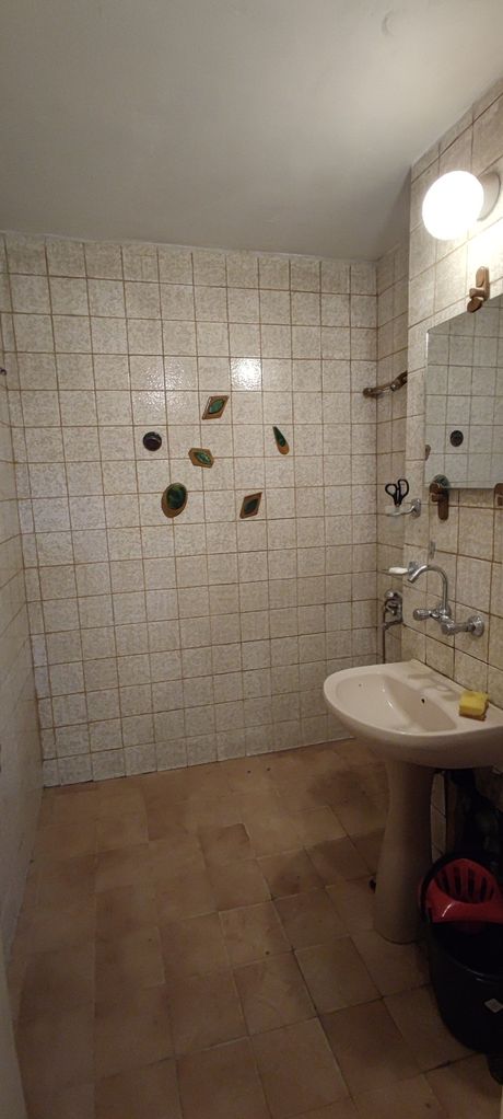 Продава се Тристаен апартамент в София, Сухата река - 65 кв.м за 1968 €/кв.м - Снимка #7
