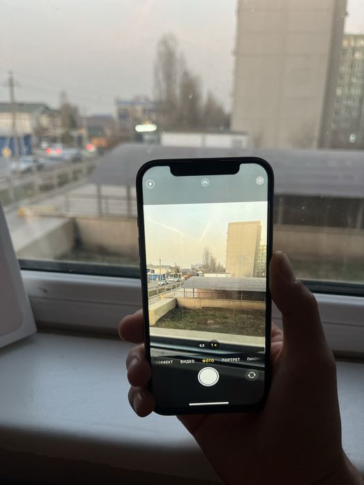 Айфон 13 розовый