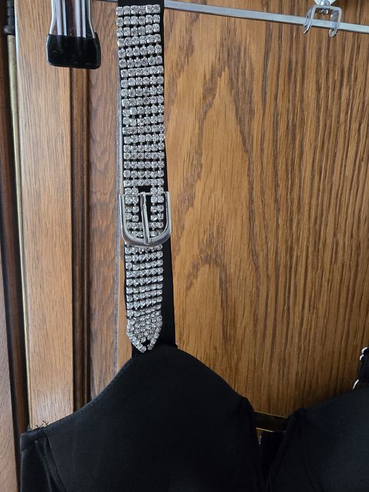 Body PrettyLittleThing