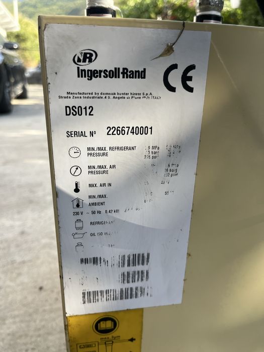 Винтов компресор Ingersoll Rand 7.5kw и сушител 1200lt/min