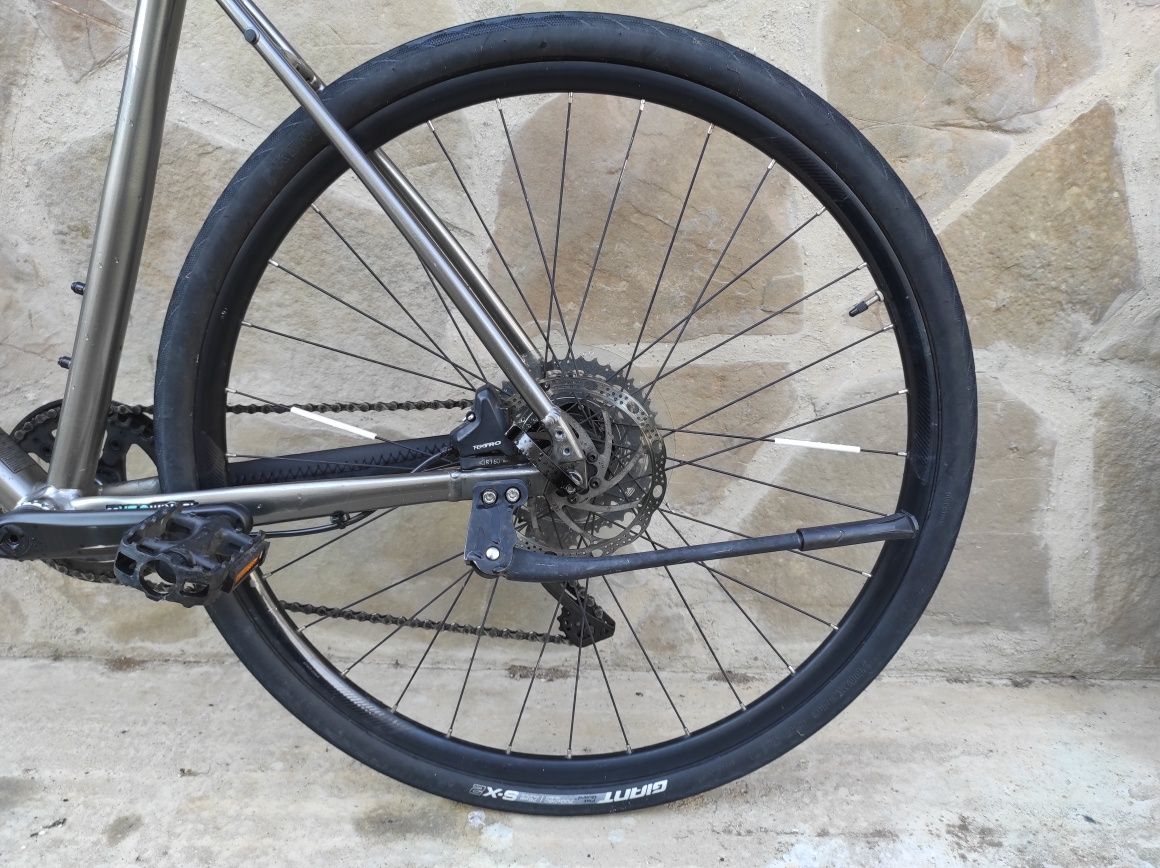 Велосипед Giant Escape 28" 2022
