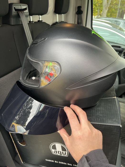 Каска AGV K3 с два визьора / Разлер L