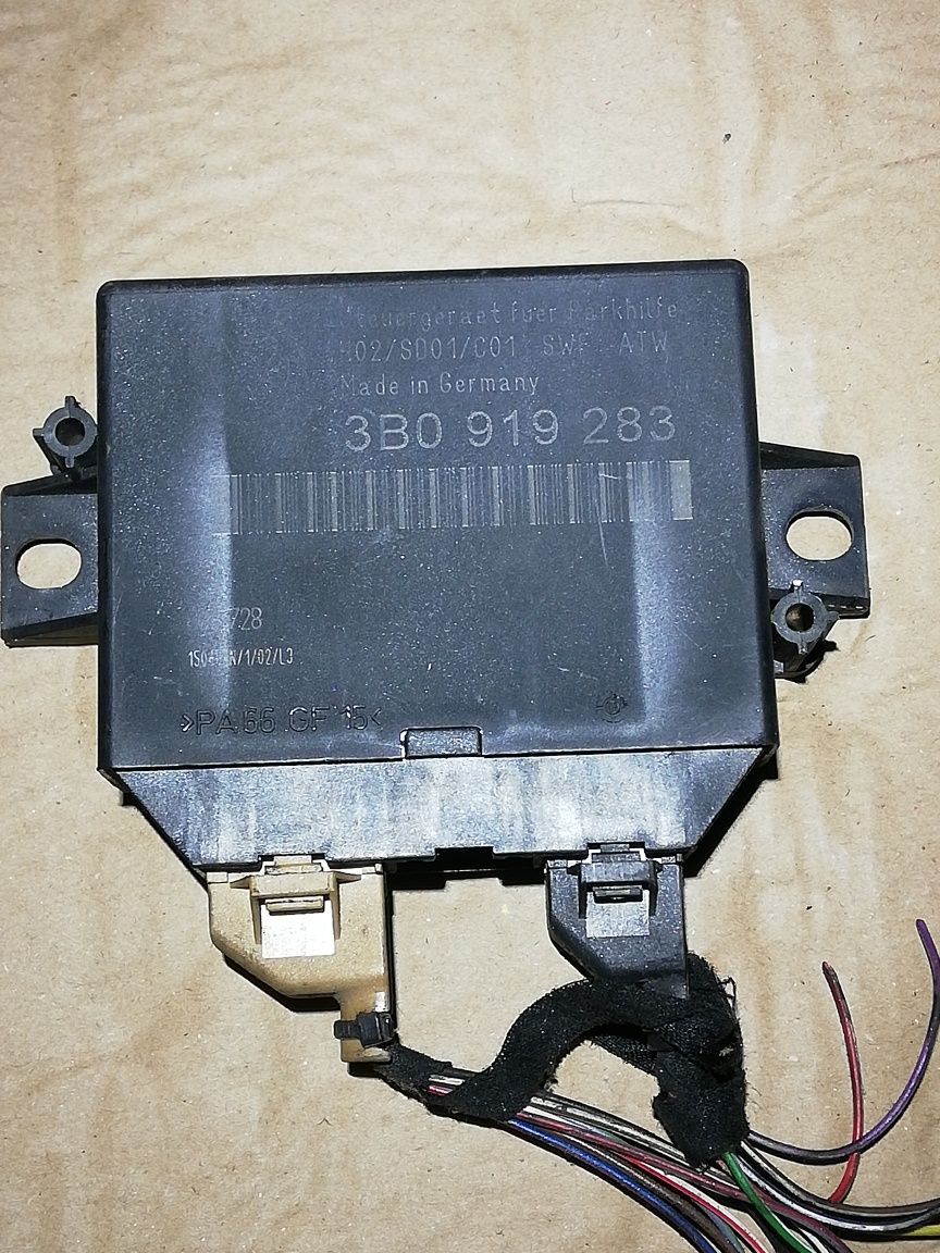 Unitate modul calculator senzori parcare vw pasat b5.5 3B0919283