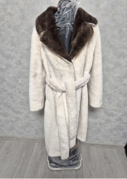 Эко шуба, айвори,ворот отложила,помойная петля!