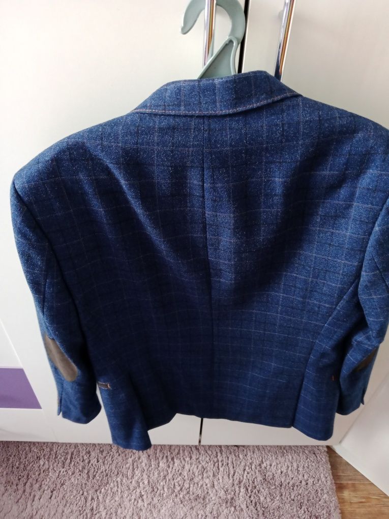 Синий пиджак 46 размер Новый