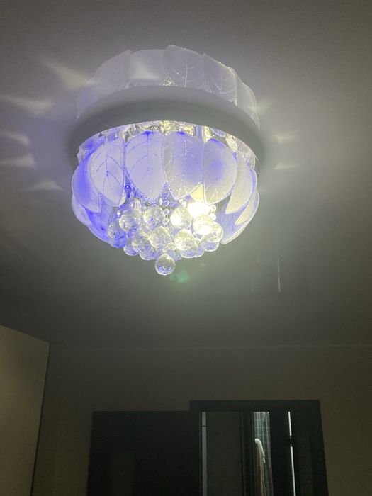 Люстра с пультом управления