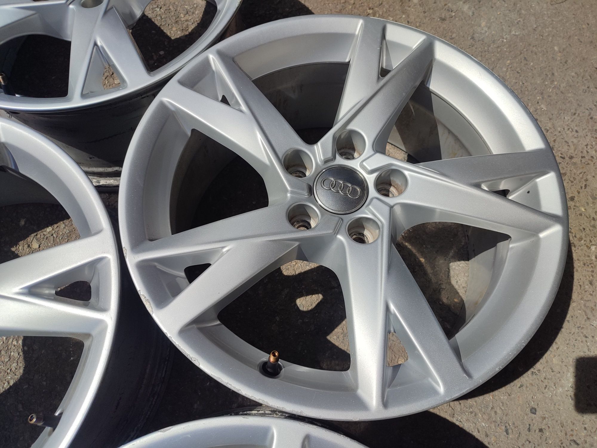 17" оригинални алуминиеви джанти за Audi A6,A4...
