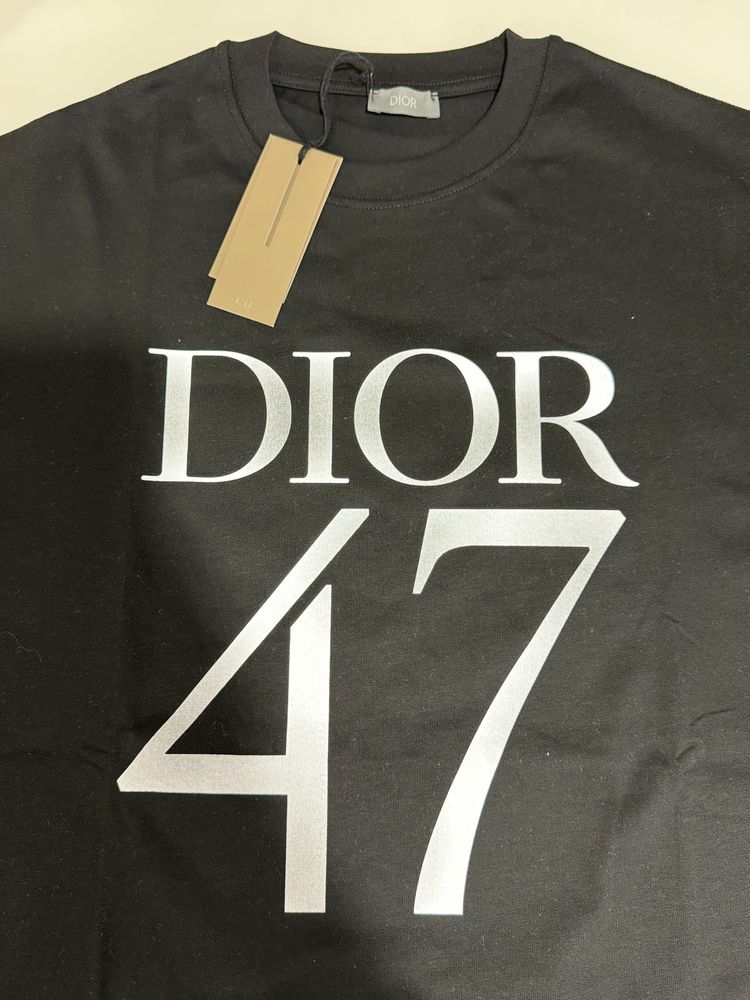 Tricou Dior, calitatea Premium