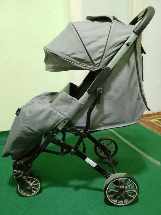 Очень удобная коляска