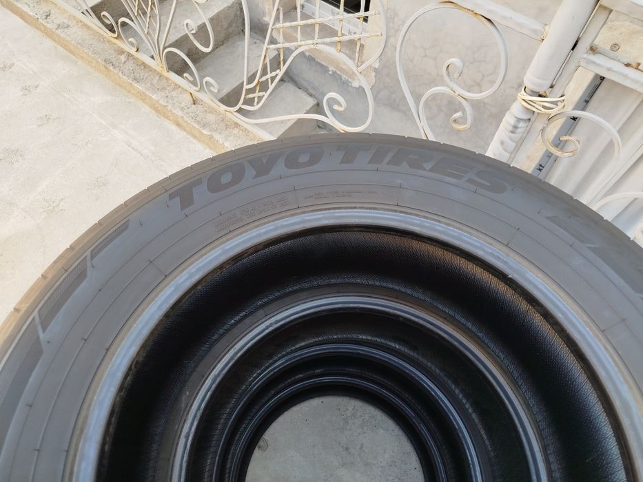 235 60 R18 Shina Toyo