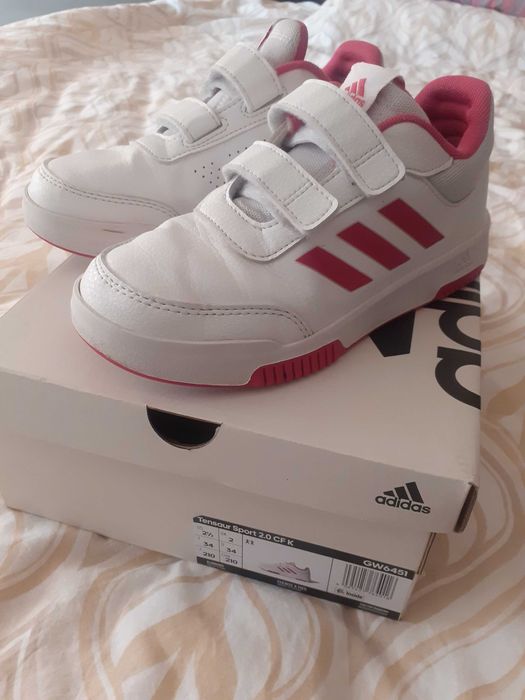 Маратонки ADIDAS номер 34