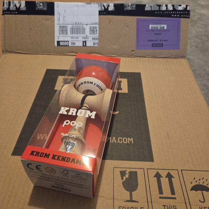 Kendama Pop LOL Red Originala