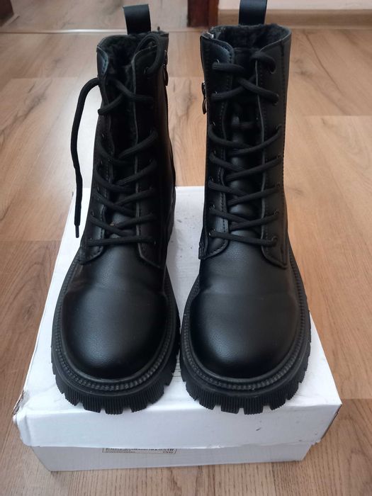 Дамски зимни боти