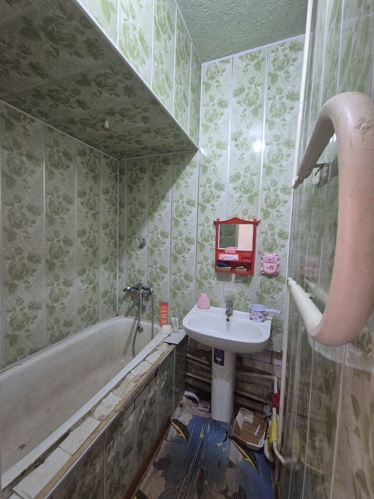 Dom 2 xonali uy 4 etaj