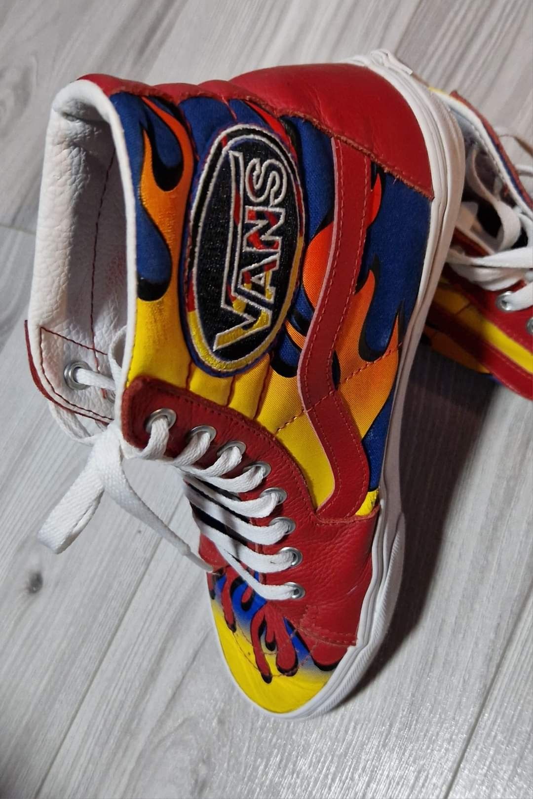 VANS mărime 41 pret 80 lei