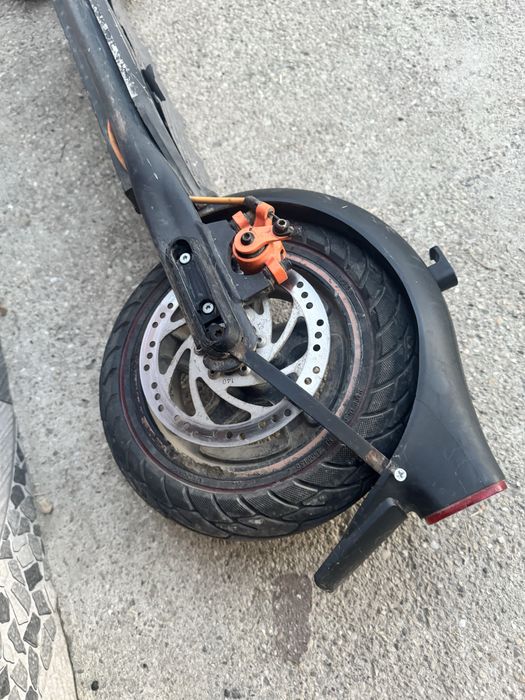 Trotineta ninebot electrica