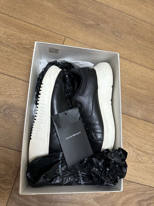 Adidasi emporio armani,dama,marimea 35,originali .