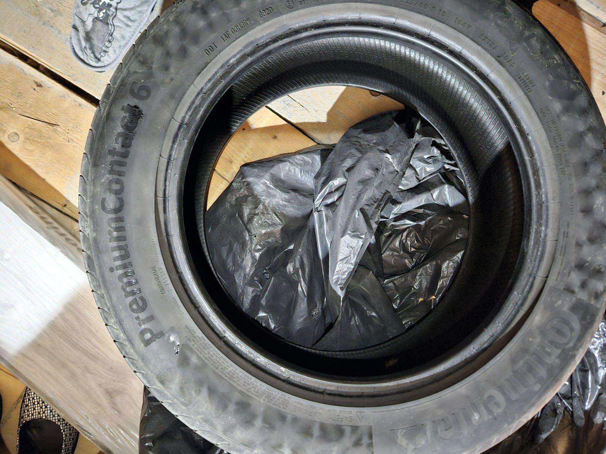 Set 4 anvelope de vara Continental Premium Contact 225/60/R18