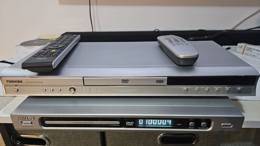 Dvd player Toshiba si Philips cu telecomanda