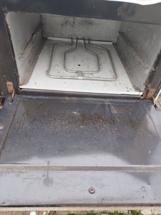 Готварска печка на твърдо гориво