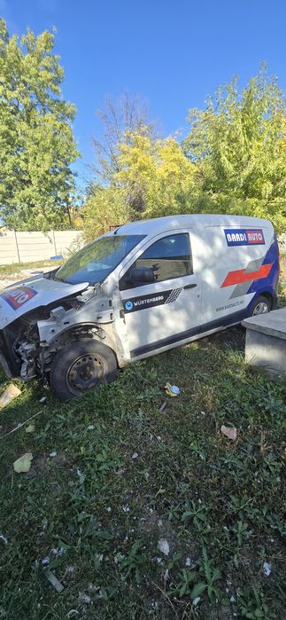 Dacia Dokker - revizii doar în reprezentanta - 2017 - 3200 euro