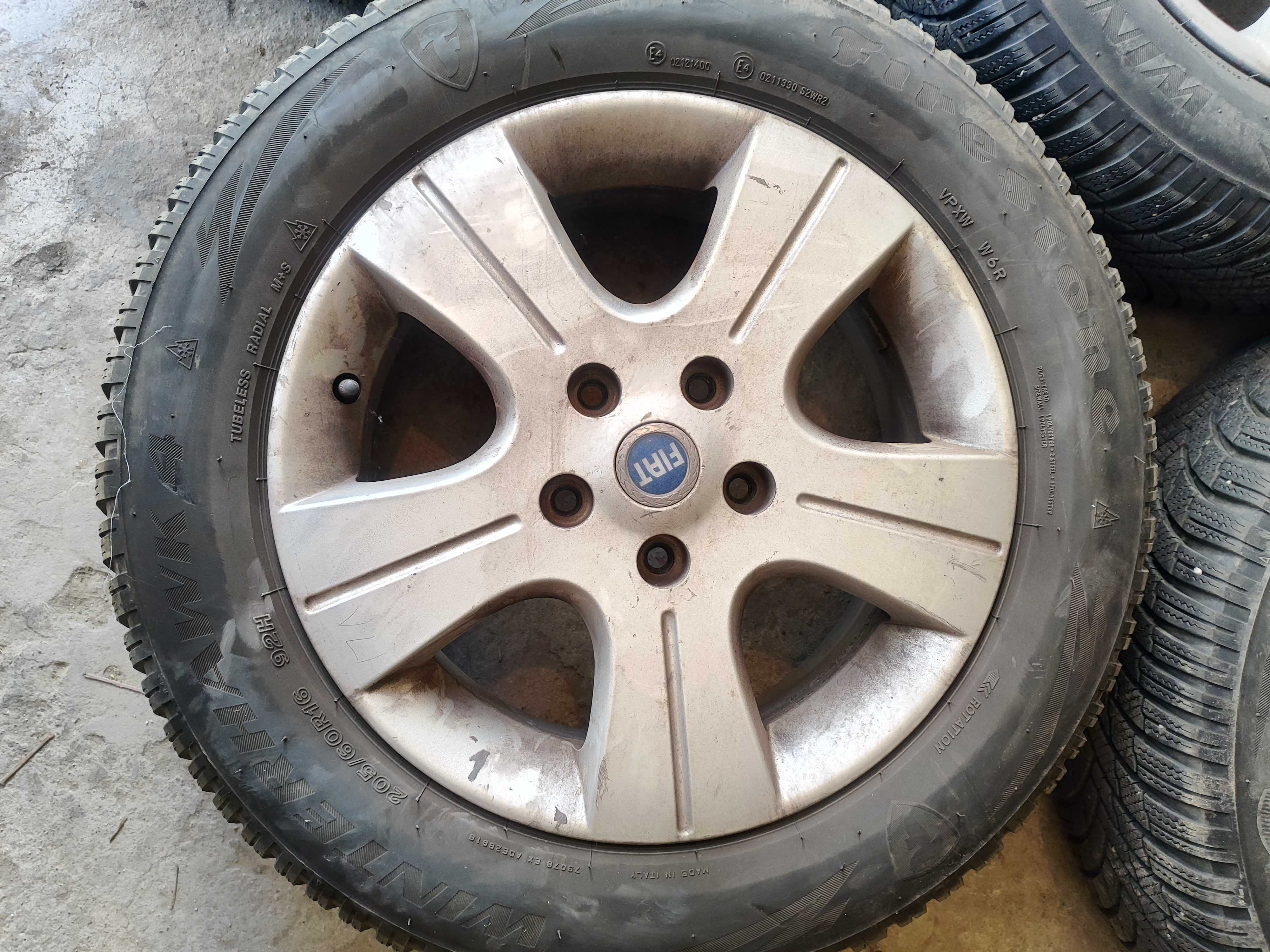 4 зимни Гуми Firestone Winterhawk 4 205/60/16