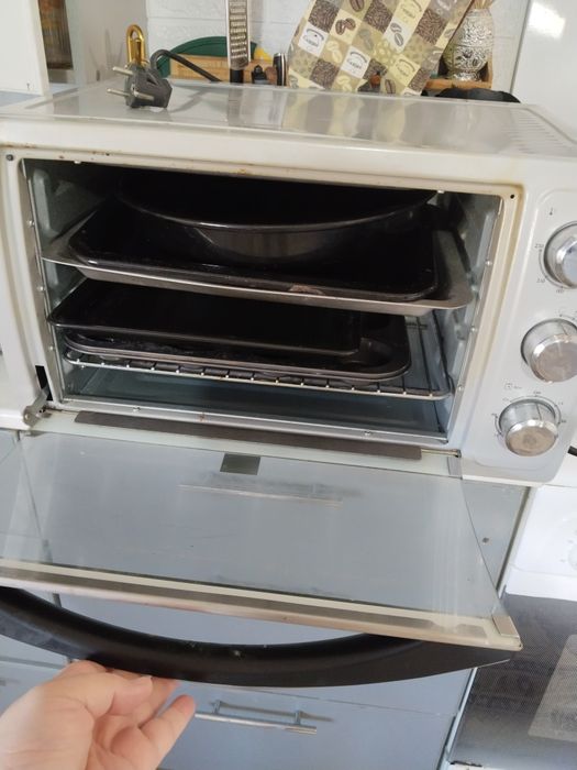 Продам электро печь