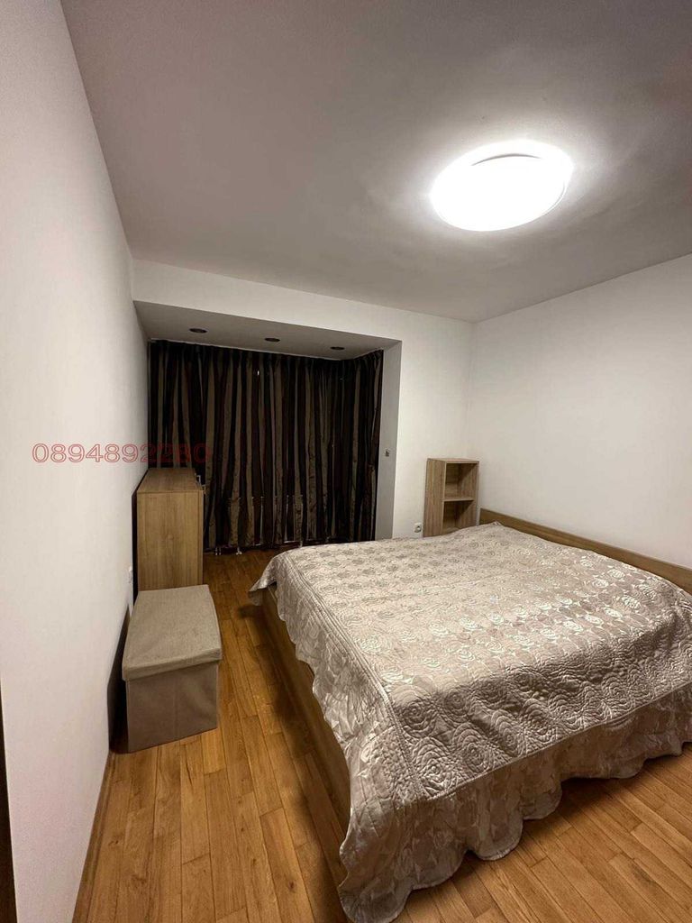 Дава се под наем Четиристаен апартамент в София, Витоша - 110 кв.м за 1100 € - Снимка #4