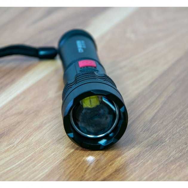 Мощен LED Акумулаторен фенер XHP P90