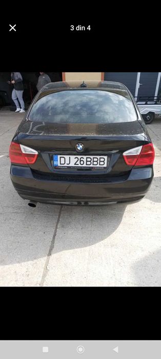 Vând BMW E90 320i