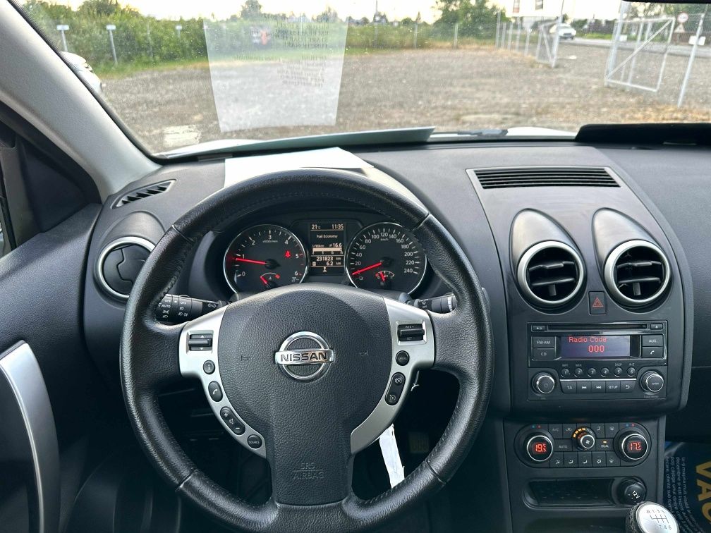 Nissan Qashqai 1.5 Dci 2013| Rate avans 0
An fabricație 2012
 Motor 1.