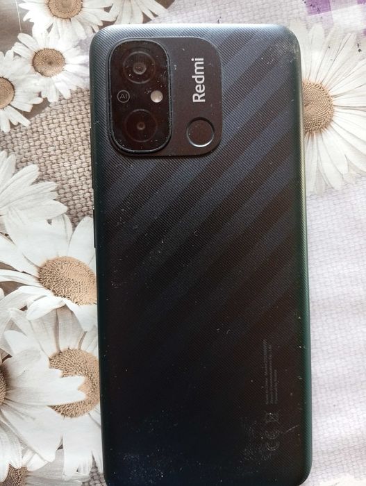 Продава се Redmi 12c