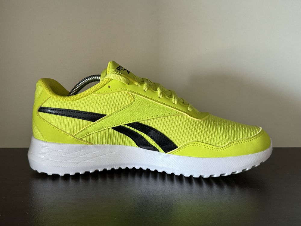 Reebok Energen Lite 43номер 28см Стелка Почти Нови