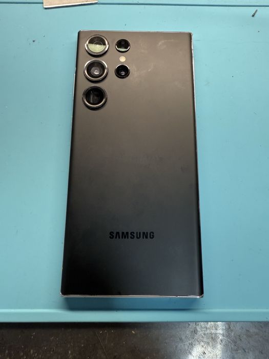 Dezmembrez Samsung S23 Ultra 512 GB