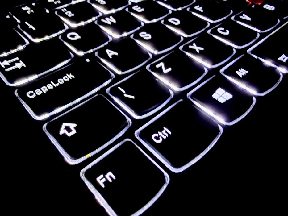 15.6"FHD IPS/W-10855M/64GB RAM/RTX 5000-16GB/512GB/Lnv ThinkPad P15