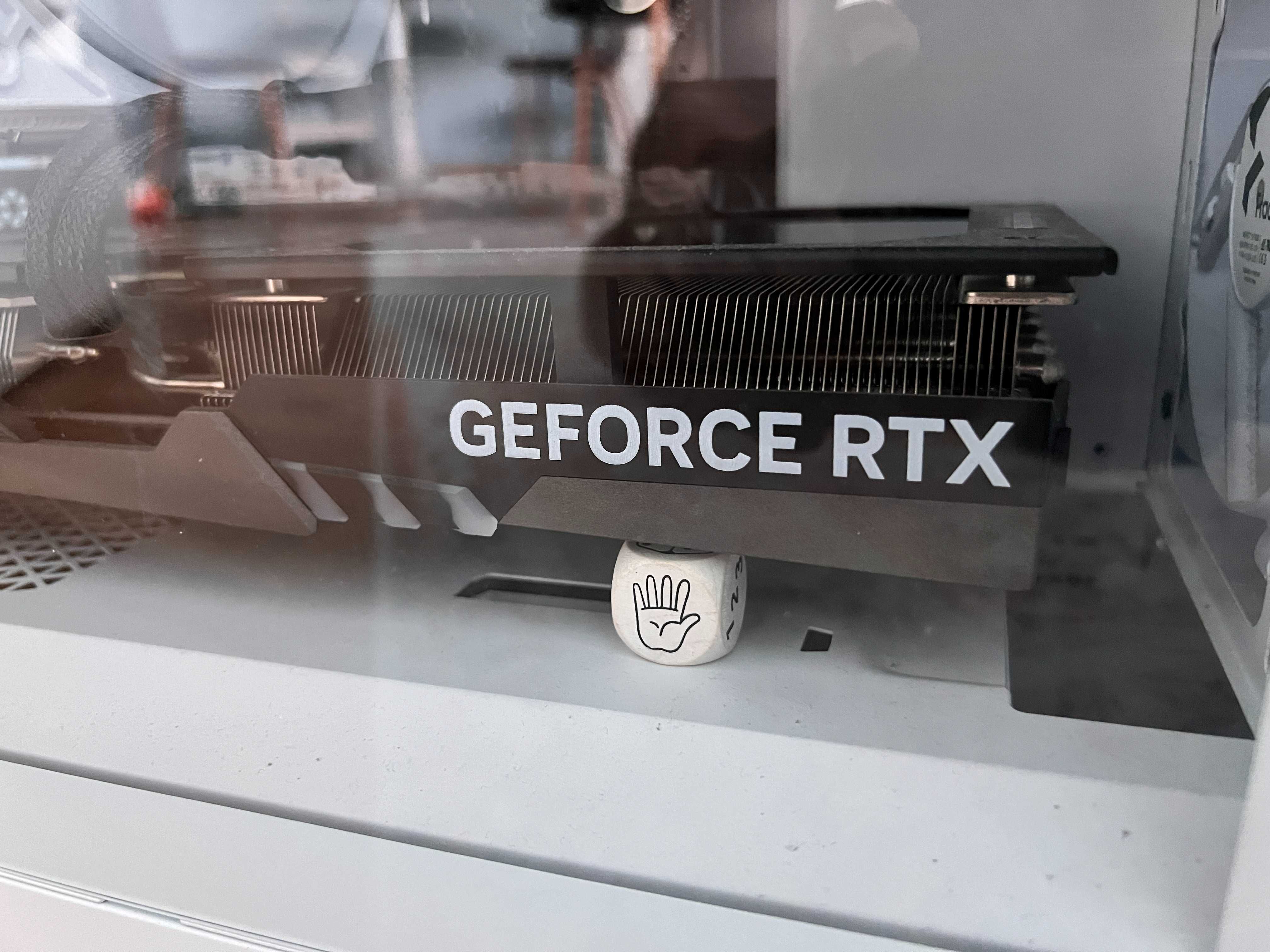 Видеокарта MSI GeForce RTX 4070 GAMING X TRIO 12G с БГ гаранция
