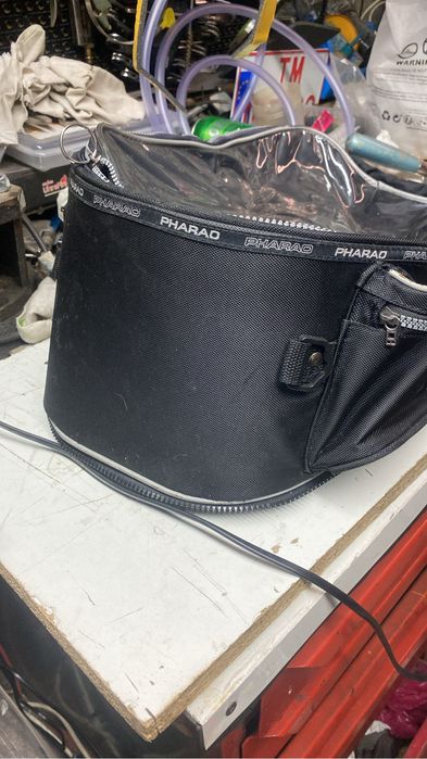 Tankbag geanta rezervor cu magneti de codita tailbag