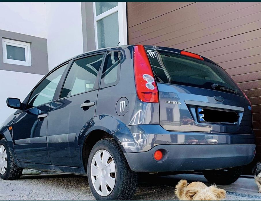 Vand Ford Fiesta unic proprietar