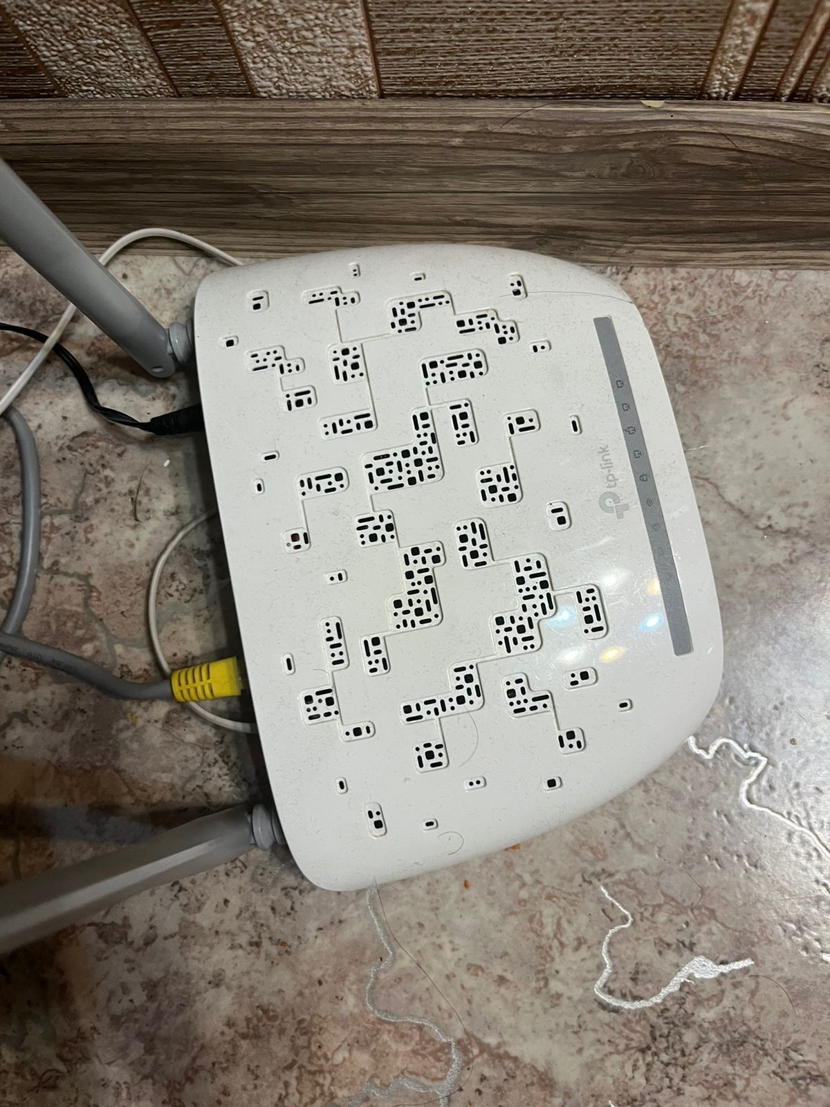Продам роутер WiFi tp link
