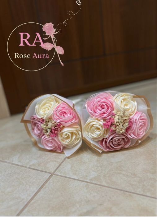 Ръчно изработени букети от сатен и фоам – Rose Aura – вечна красота
