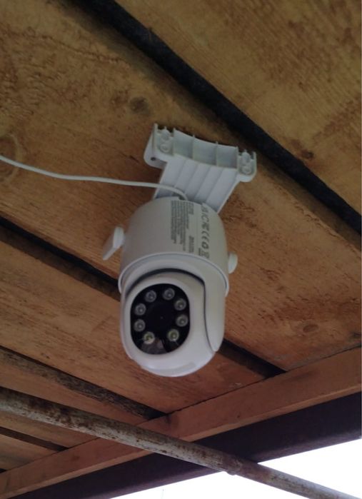 2 Camera de supraveghere 360 alba/neagra