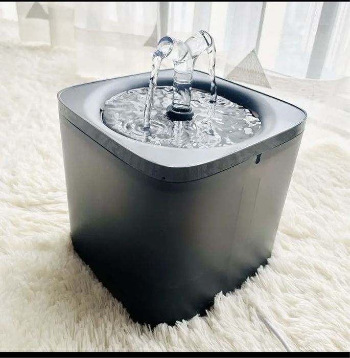 Поильник для кошек