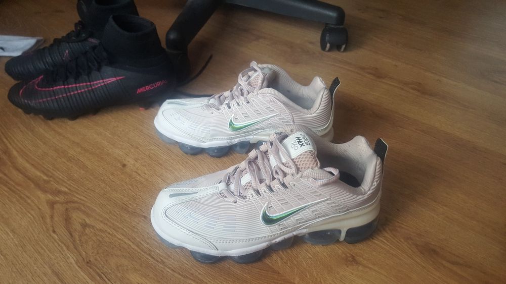 Nike vapormax 360 маратонки 38 номер