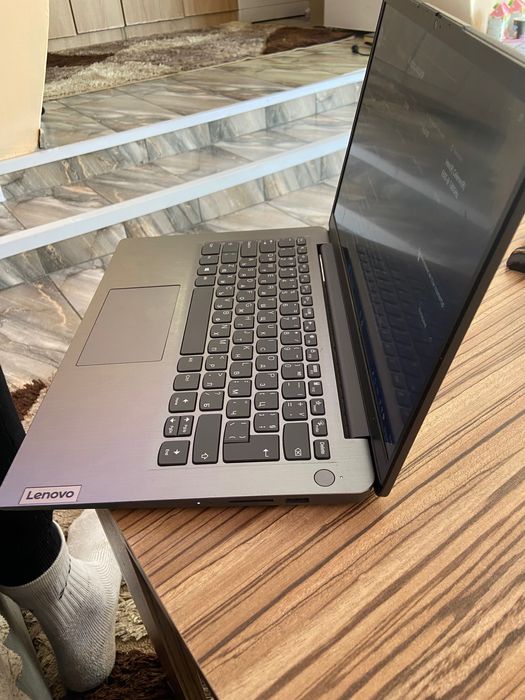 Laptop lenovo lenovo